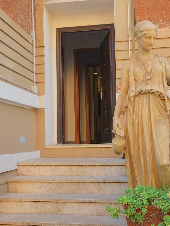 Residence Villa Vittoria โรม ภายนอก รูปภาพ